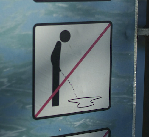 No peeing sign