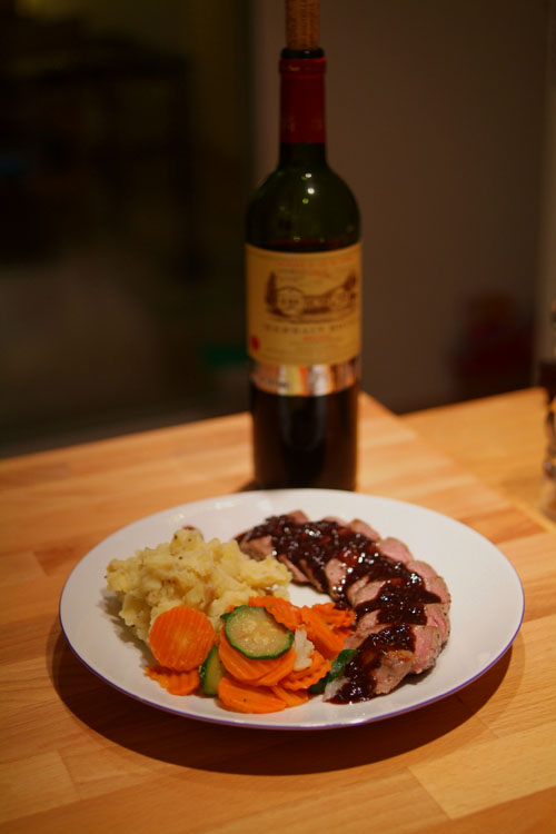 Lamb steaks with shallot sauce (echalottes & vin rouge)